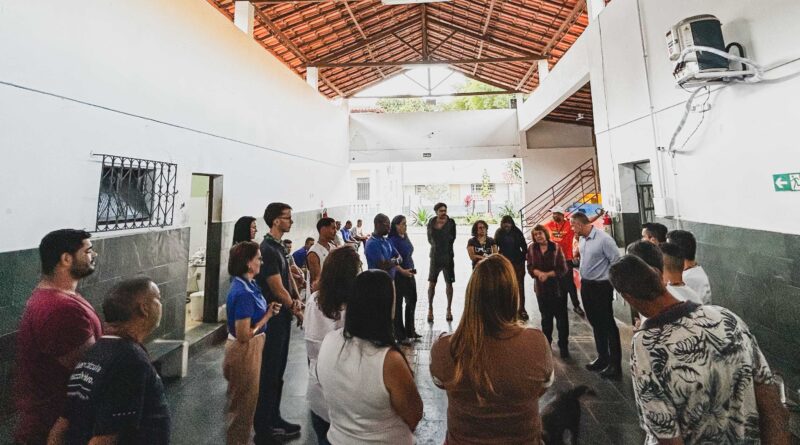 Prefeitura e ADQF discutem melhorias no atendimento à saúde de pessoas acolhidas