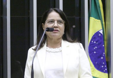 Deputada Federal Rosângela Reis será homenageada com o título de Doutora Honoris Causa pela Emil Brunner World University