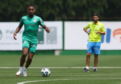 Vitor Roque comenta convocação: ‘O Palmeiras me ajudou de um jeito fora do normal’