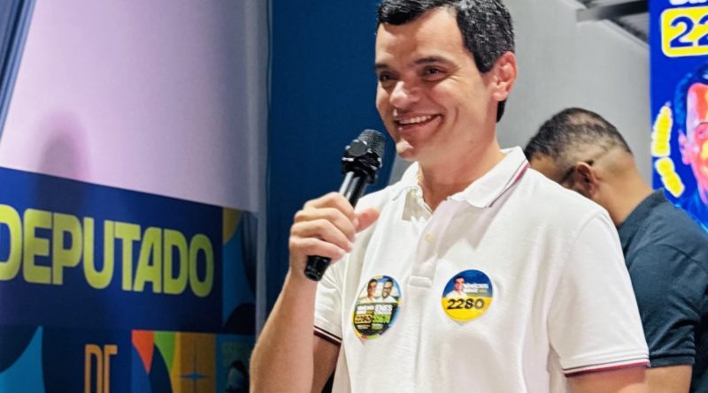 Justiça determina remoção de 14 publicações com conteúdos falsos ou ofensivos contra Vinícius Diniz
